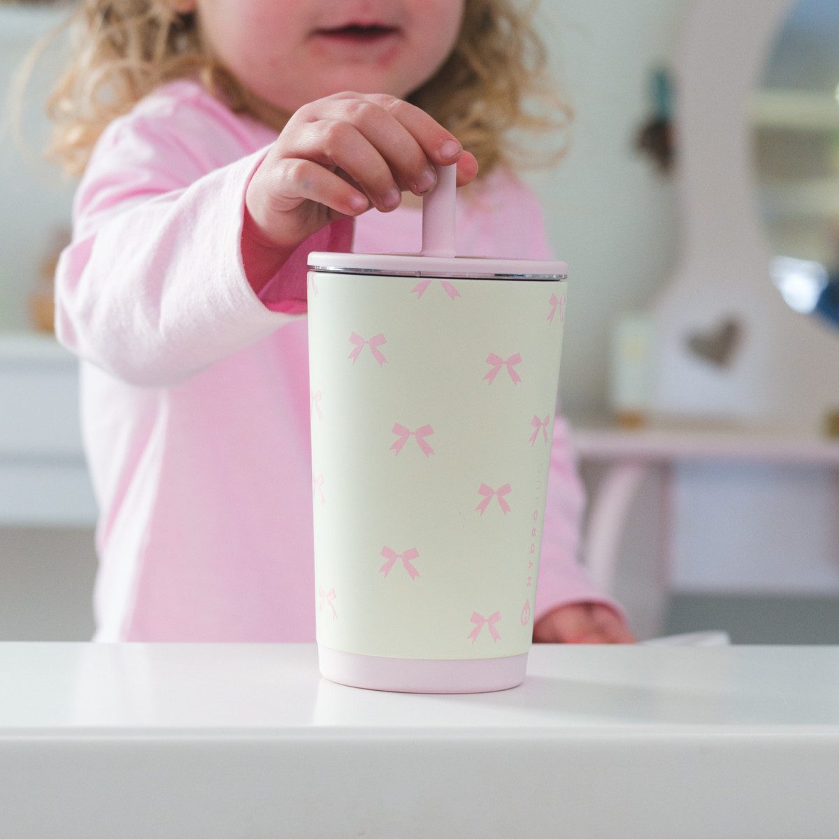 bows-14oz-415ml-f8 EverydayTumbler-Bows-WPI_1.png
